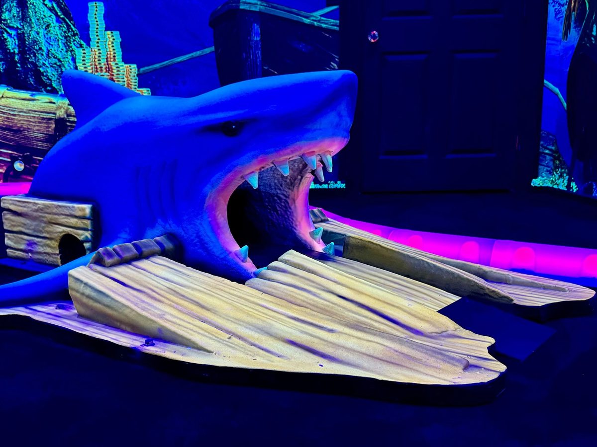 A glowing shark hole on the undersea course